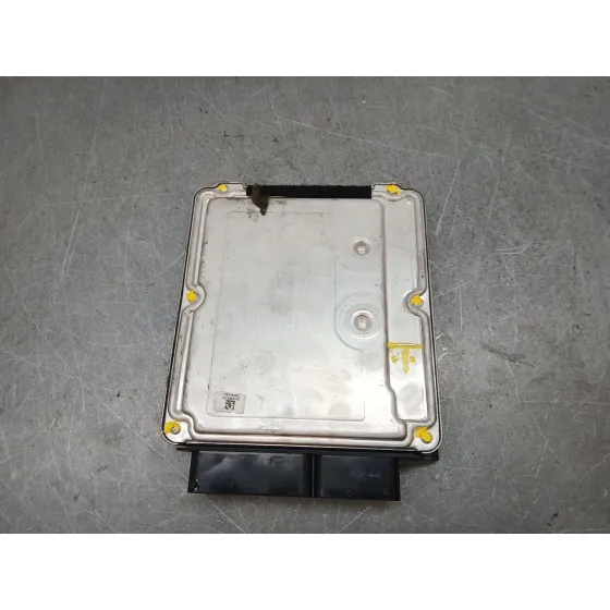Centralita Motor Uce para Audi A5 (8T3)