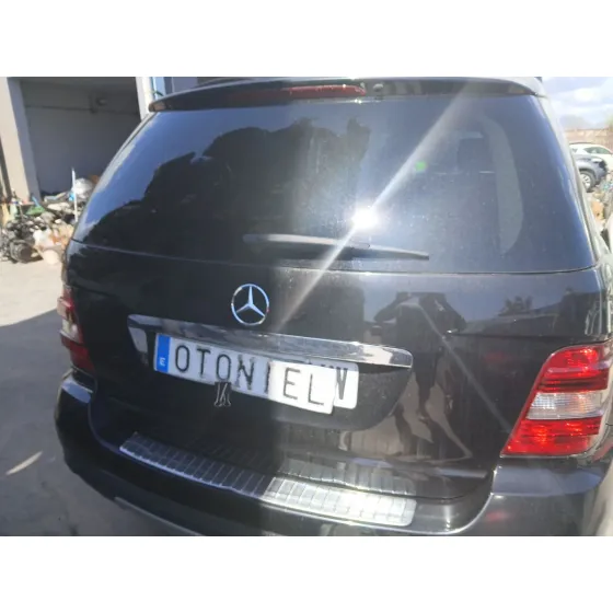 Porton Trasero para Mercedes-Benz Clase M (W164)