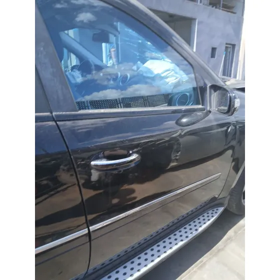 Puerta Delantera Derecha para Mercedes-Benz Clase M (W164)