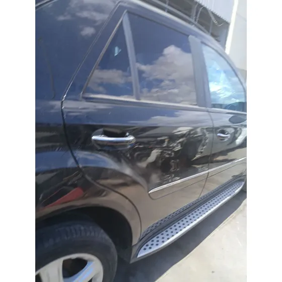 Puerta Trasera Derecha para Mercedes-Benz Clase M (W164)