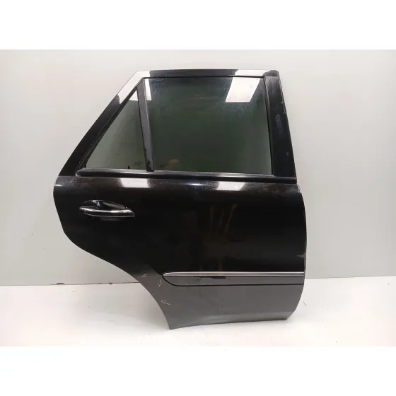 Puerta Trasera Derecha para Mercedes-Benz Clase M (W164)
