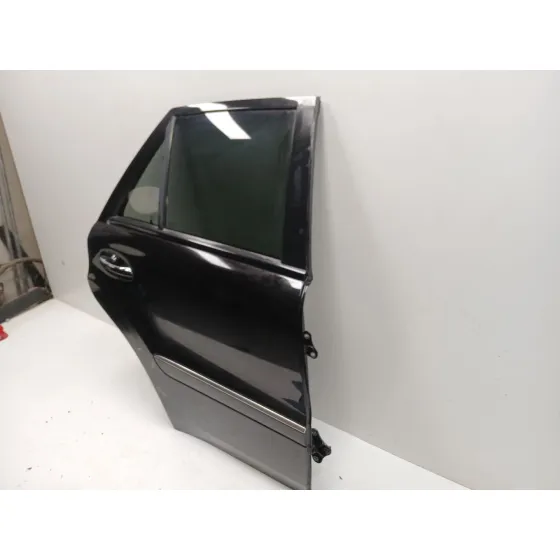 Puerta Trasera Derecha para Mercedes-Benz Clase M (W164)