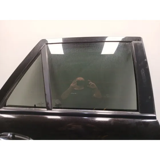 Puerta Trasera Derecha para Mercedes-Benz Clase M (W164)