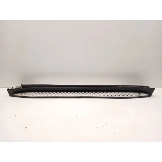 Faldon Lateral para Mercedes-Benz Clase M (W164)