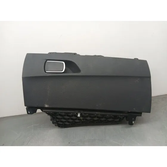 Guantera para Bmw 1 (F20)