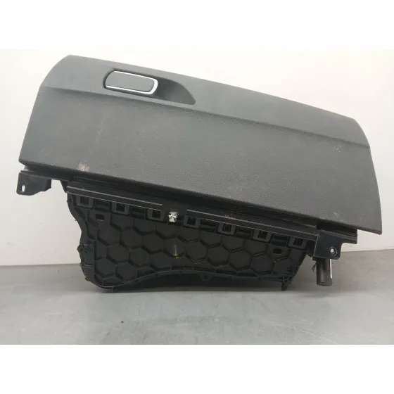 Guantera para Bmw 1 (F20)