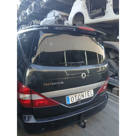 Porton Trasero para Ssangyong Rodius I