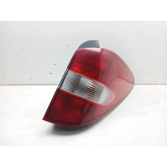 Piloto Trasero Derecho para Ssangyong Rodius I