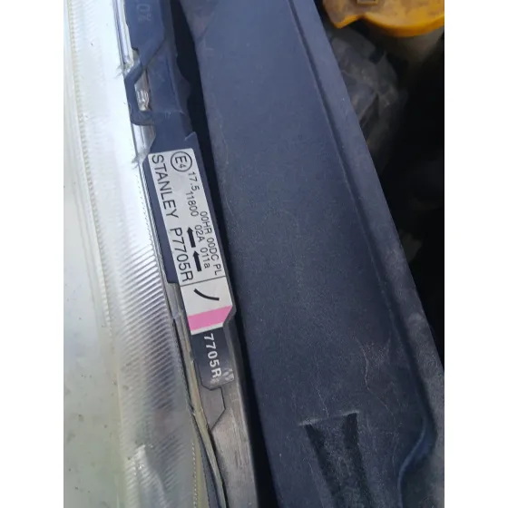Faro Derecho para Mazda 5 Berl. (Cr)