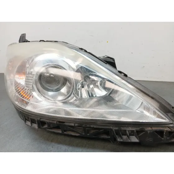Faro Derecho para Mazda 5 Berl. (Cr)