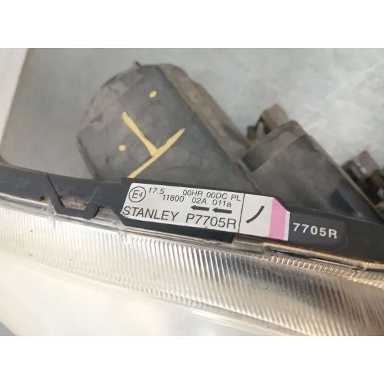 Faro Derecho para Mazda 5 Berl. (Cr)