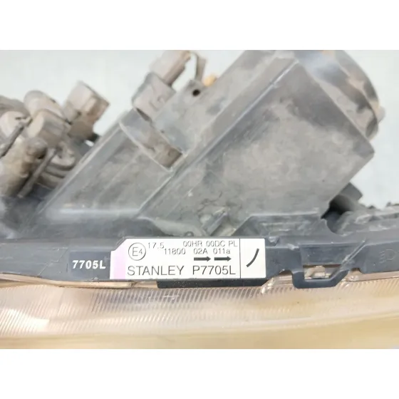 Faro Izquierdo para Mazda 5 Berl. (Cr)