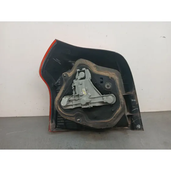 Piloto Trasero Derecho para Toyota Corolla (_E12_)