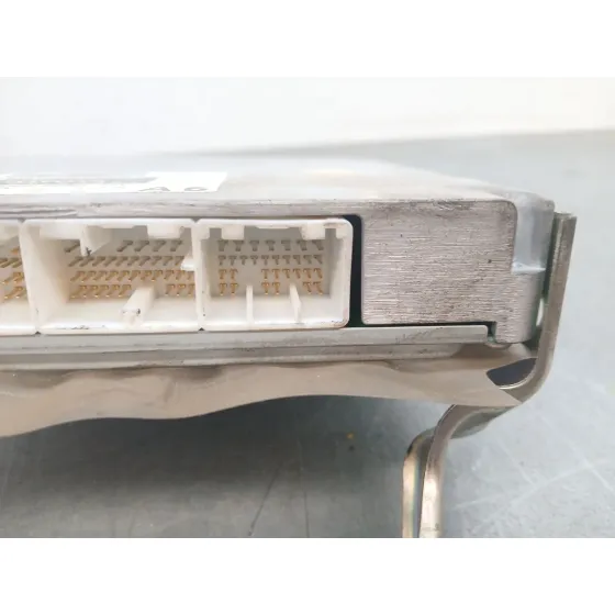 Centralita Motor Uce para Toyota Corolla (_E12_)