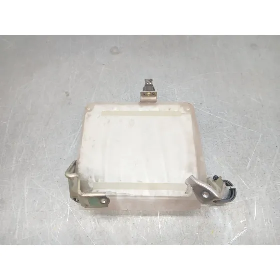 Centralita Motor Uce para Toyota Corolla (_E12_)