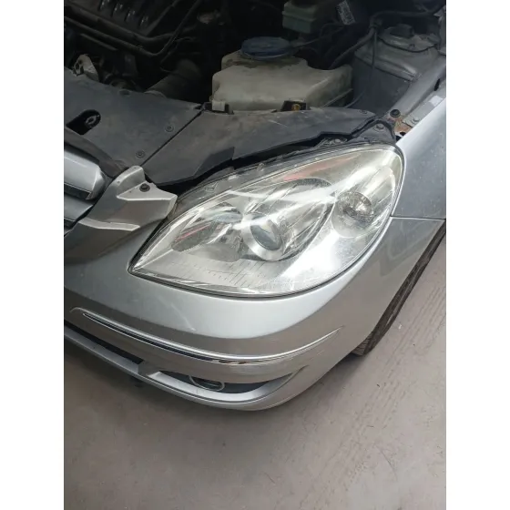 Faro Izquierdo para Mercedes-Benz Clase B Sports Tourer (W245)