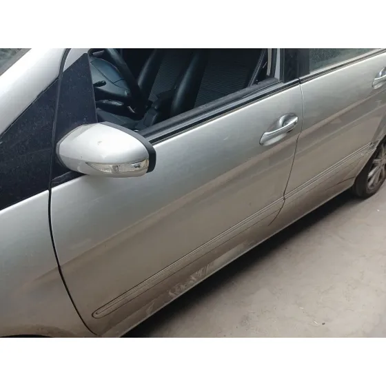 Puerta Delantera Izquierda para Mercedes-Benz Clase B Sports Tourer (W245)