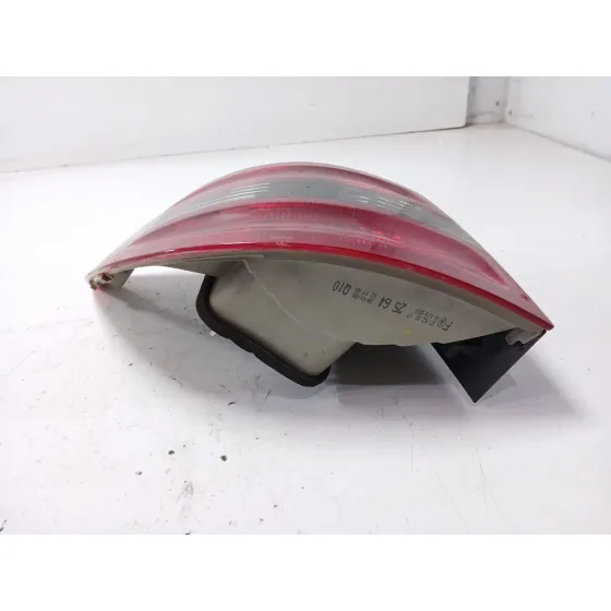 Piloto Trasero Izquierdo para Mercedes-Benz Clase B Sports Tourer (W245)