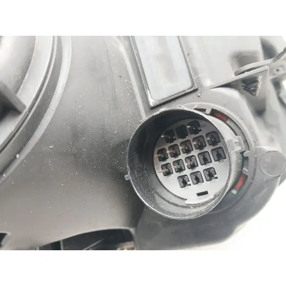 Faro Izquierdo para Jaguar F-Pace (X761)