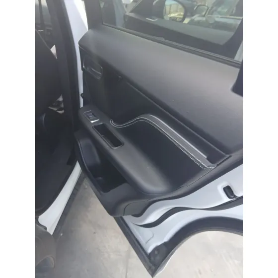 Guarnecido Puerta Trasera Derecha para Jaguar F-Pace (X761)