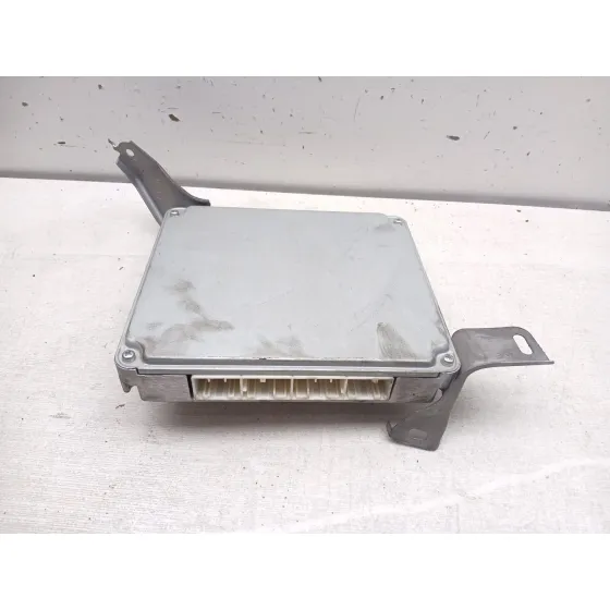 Centralita Motor Uce para Toyota Avensis (_T25_)