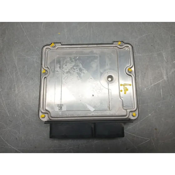 Centralita Motor Uce para Opel Insignia A (G09)