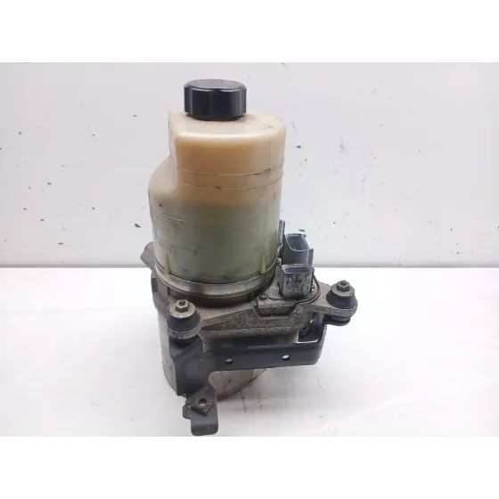 Bomba Direccion para Ford Focus Ii Descapotable