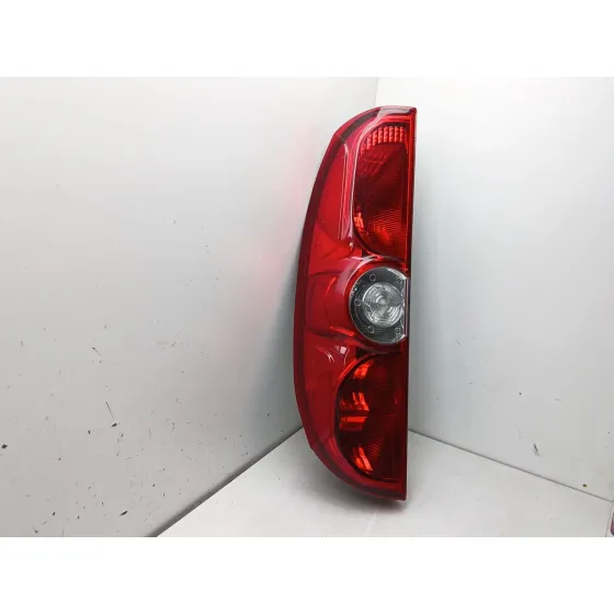 Piloto Trasero Izquierdo para Fiat Doblo Cargo (263_)