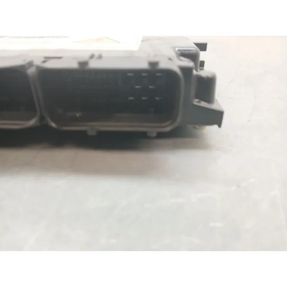 Centralita Motor Uce para Mazda 6 Hatchback (Gg)
