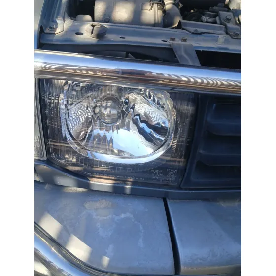 Faro Derecho para Mitsubishi Montero (V3_W, V2_W, V4_W, V5_W)