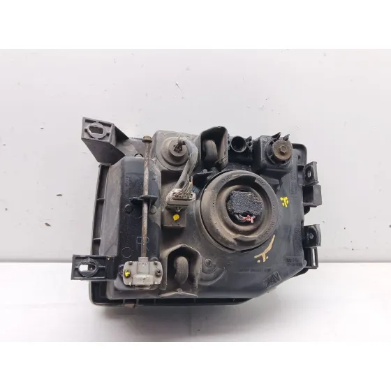 Faro Derecho para Mitsubishi Montero (V3_W, V2_W, V4_W, V5_W)