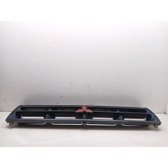 Rejilla Delantera para Mitsubishi Montero (V3_W, V2_W, V4_W, V5_W)