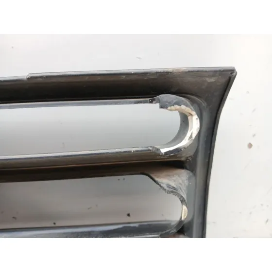 Rejilla Delantera para Mitsubishi Montero (V3_W, V2_W, V4_W, V5_W)