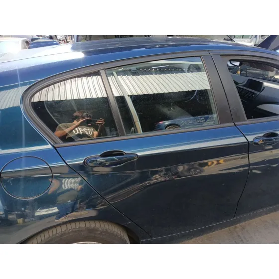 Puerta Trasera Derecha para Bmw 1 (F20)