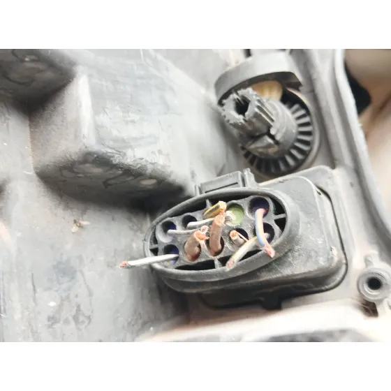 Faro Izquierdo para Seat Ibiza Iv (6J5, 6P1)