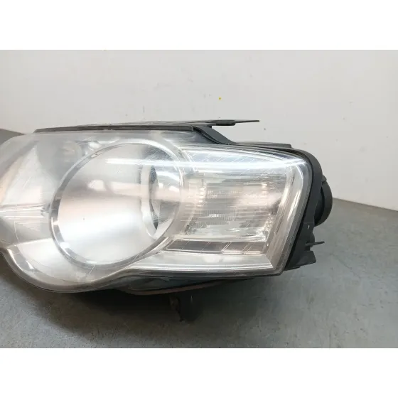 Faro Derecho para Volkswagen Passat B6 (3C2)