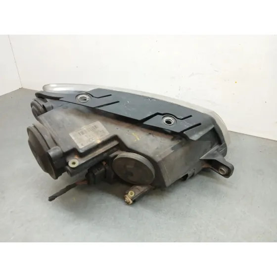 Faro Derecho para Volkswagen Passat B6 (3C2)