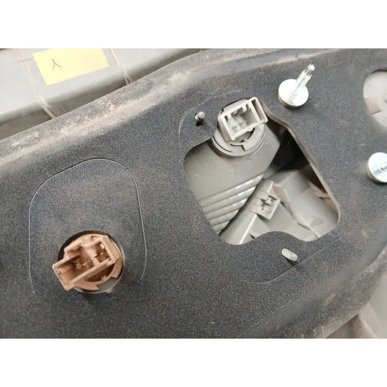 Piloto Trasero Derecho para Honda Fr-V (Be)
