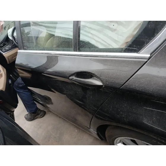 Puerta Trasera Izquierda para Bmw 5 (F10)