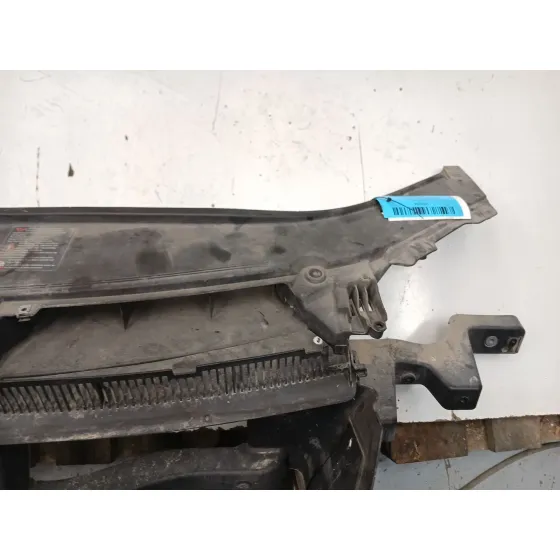 Panel Frontal para Volkswagen Passat B6 (3C2)