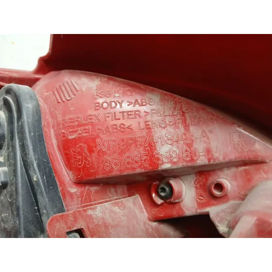 Piloto Trasero Derecho para Peugeot 207/207+ (Wa_, Wc_)