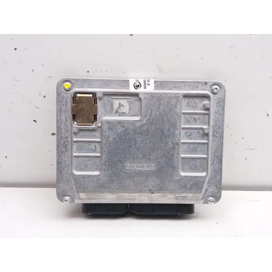 Centralita Motor Uce para Volkswagen Passat B5.5 (3B3)