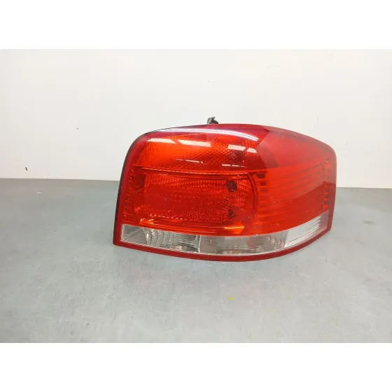 Piloto Trasero Derecho para Audi A3 (8P1)