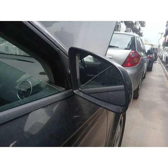 Retrovisor Derecho para Audi A3 (8P1)