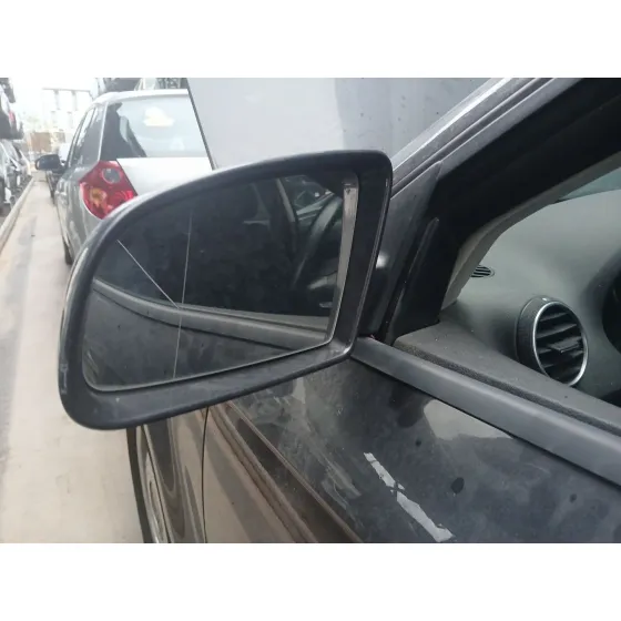 Retrovisor Izquierdo para Audi A3 (8P1)
