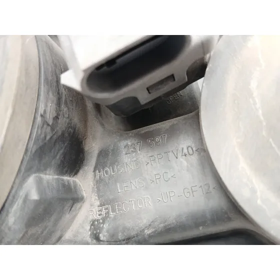 Faro Izquierdo para Nissan Primera Hatchback (P12)