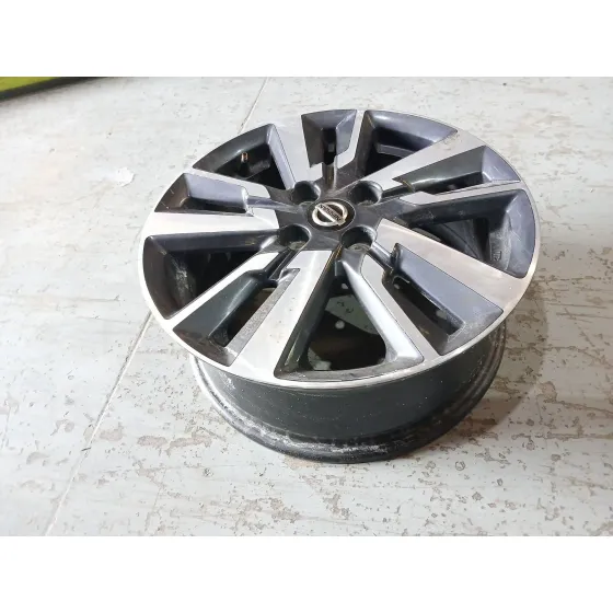 Llanta para Nissan Micra V (K14)