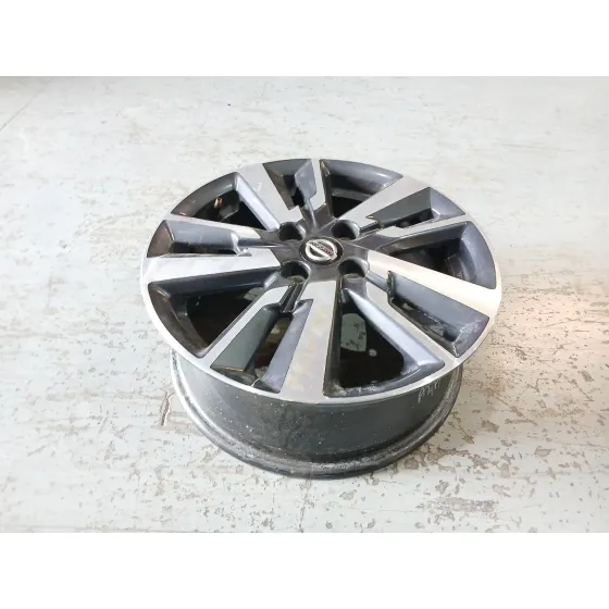 Llanta para Nissan Micra V (K14)