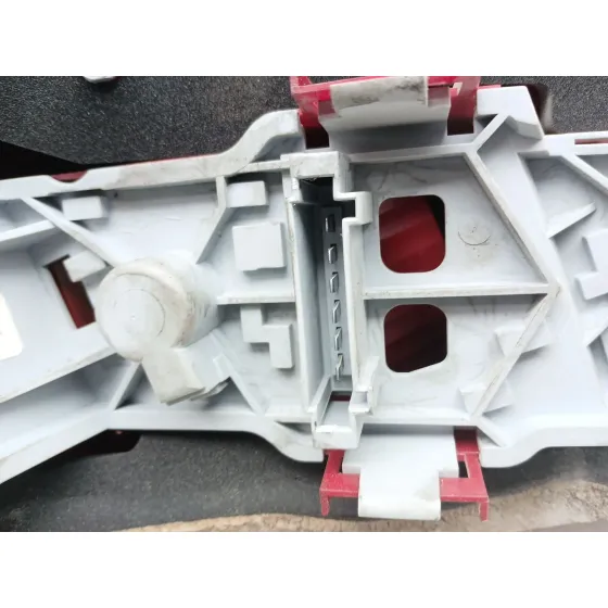 Piloto Trasero Izquierdo para Mercedes-Benz Clase A (W169)