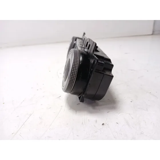Mando Climatizador para Mercedes-Benz Clase C (W204)